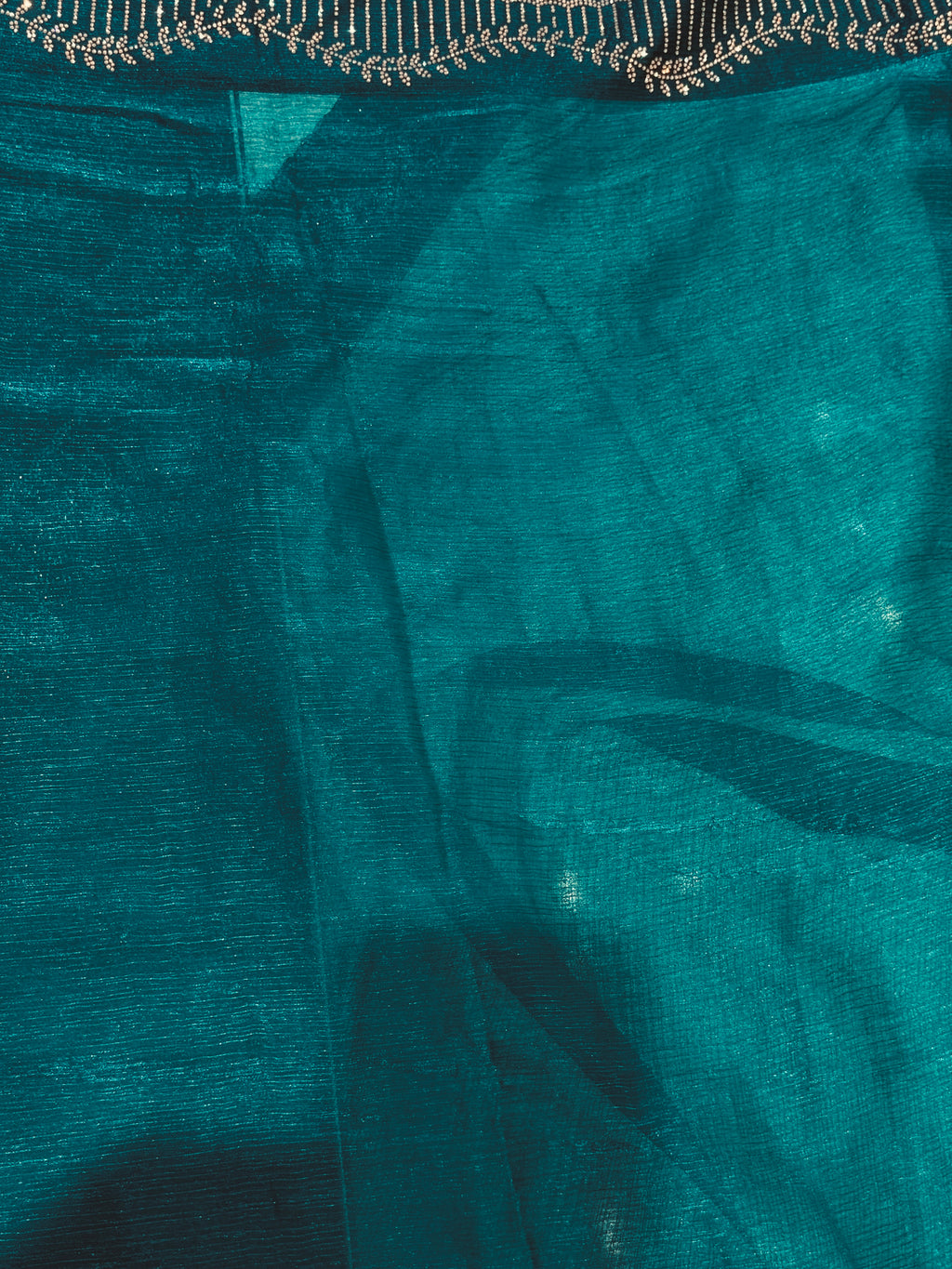 Majestic Peacock Teal Crinkle Silk Saree with Hand-Studded Border q562437