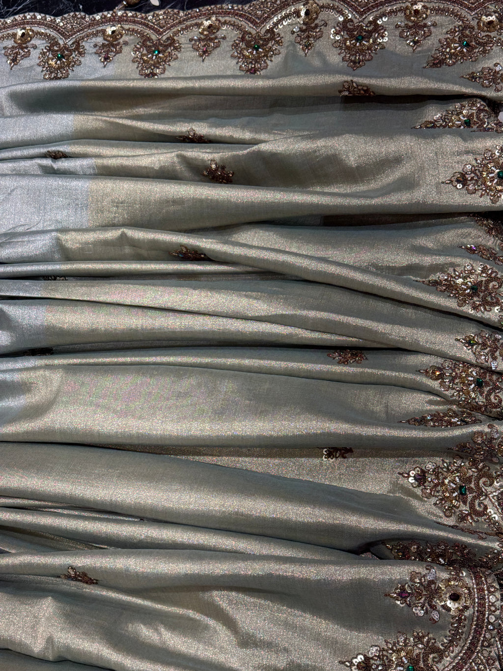 Pista & Sea Green Dual-Tone handwork saree Q562727