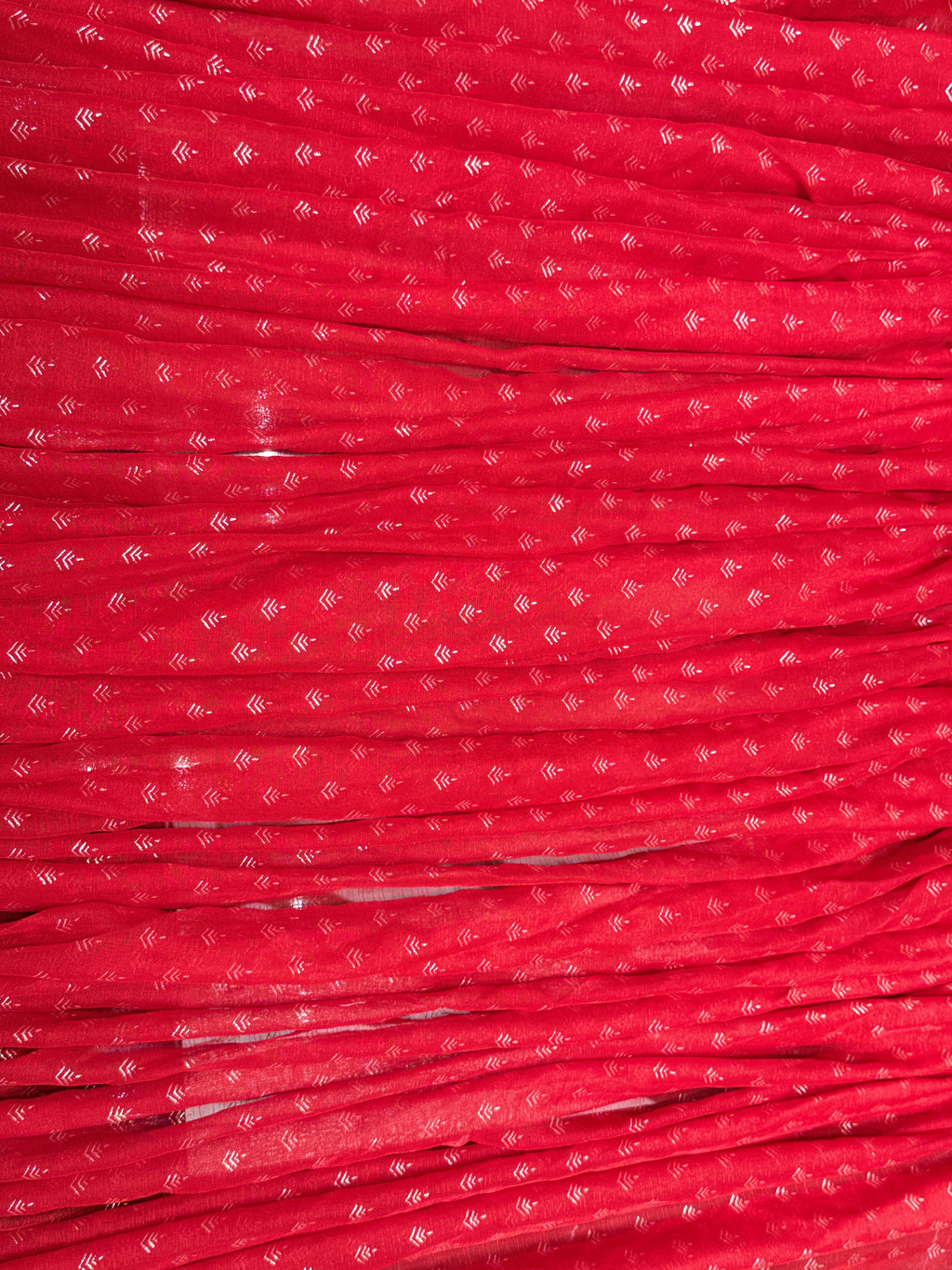 Q562416 Elegant Georgette Chiffon Saree with Designer Blouse