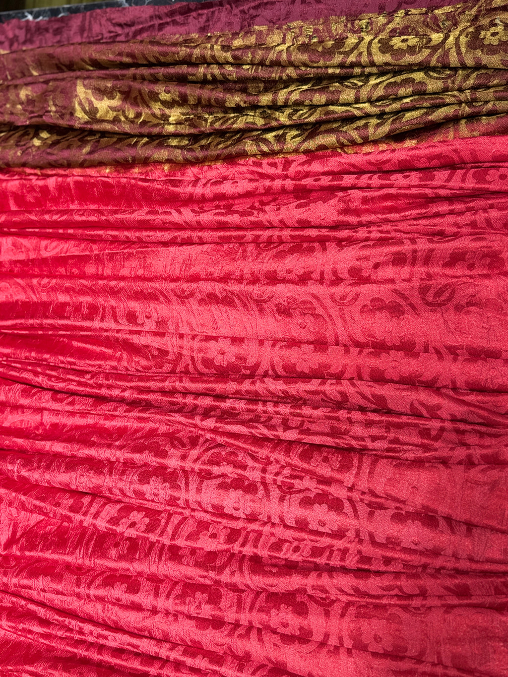 Q562760 Elegant Pink & Wine Banarasi Style Saree with Golden Woven Border