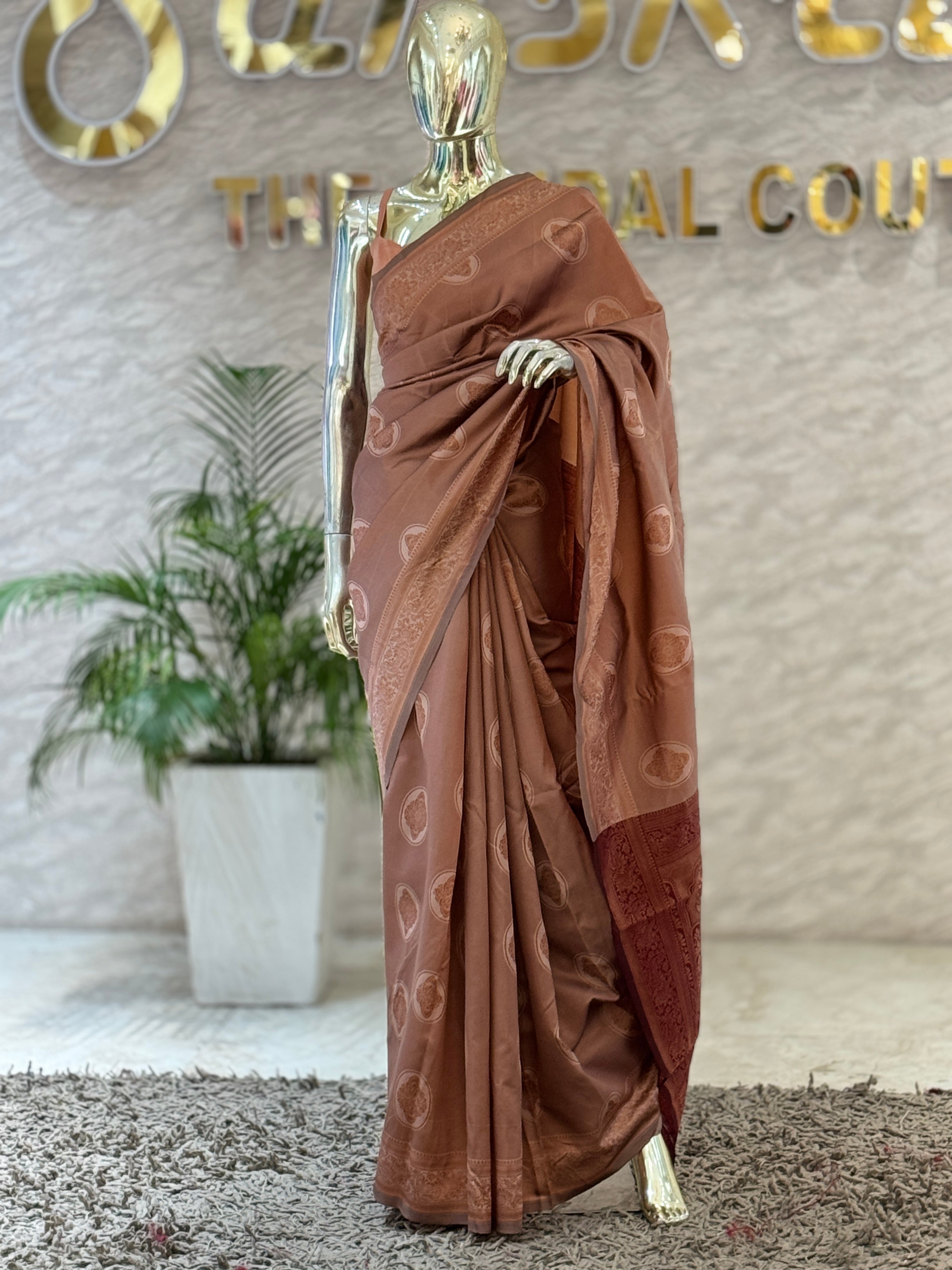 Elegant Dusty Rose Designer Saree with Woven Border q562430