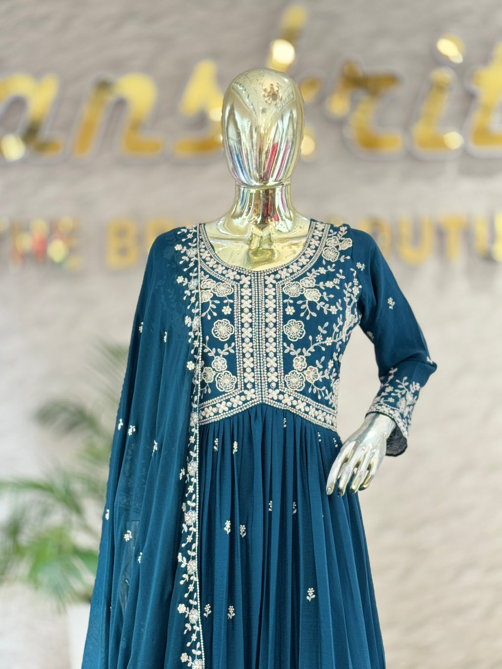 Exquisite Peacock Blue Georgette Embroidered Anarkali Gown with Dupatta Set q562255