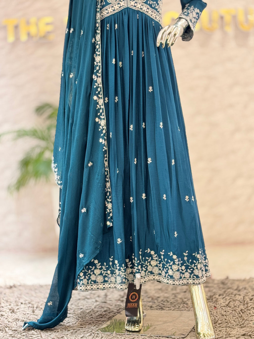 Exquisite Peacock Blue Georgette Embroidered Anarkali Gown with Dupatta Set q562255