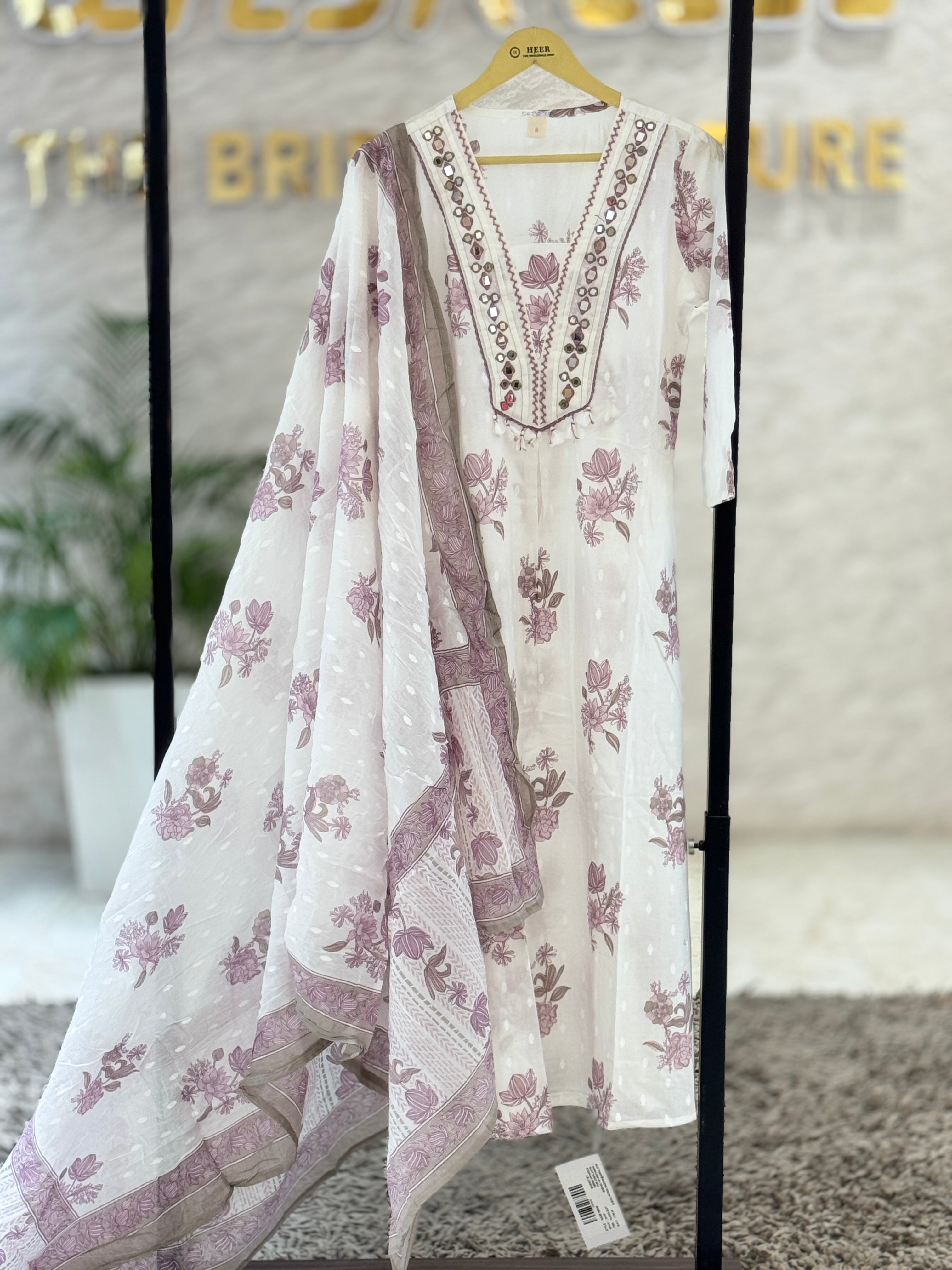 Mauve Floral Cotton Suit Set with Mirror-Work Neckline. q562835