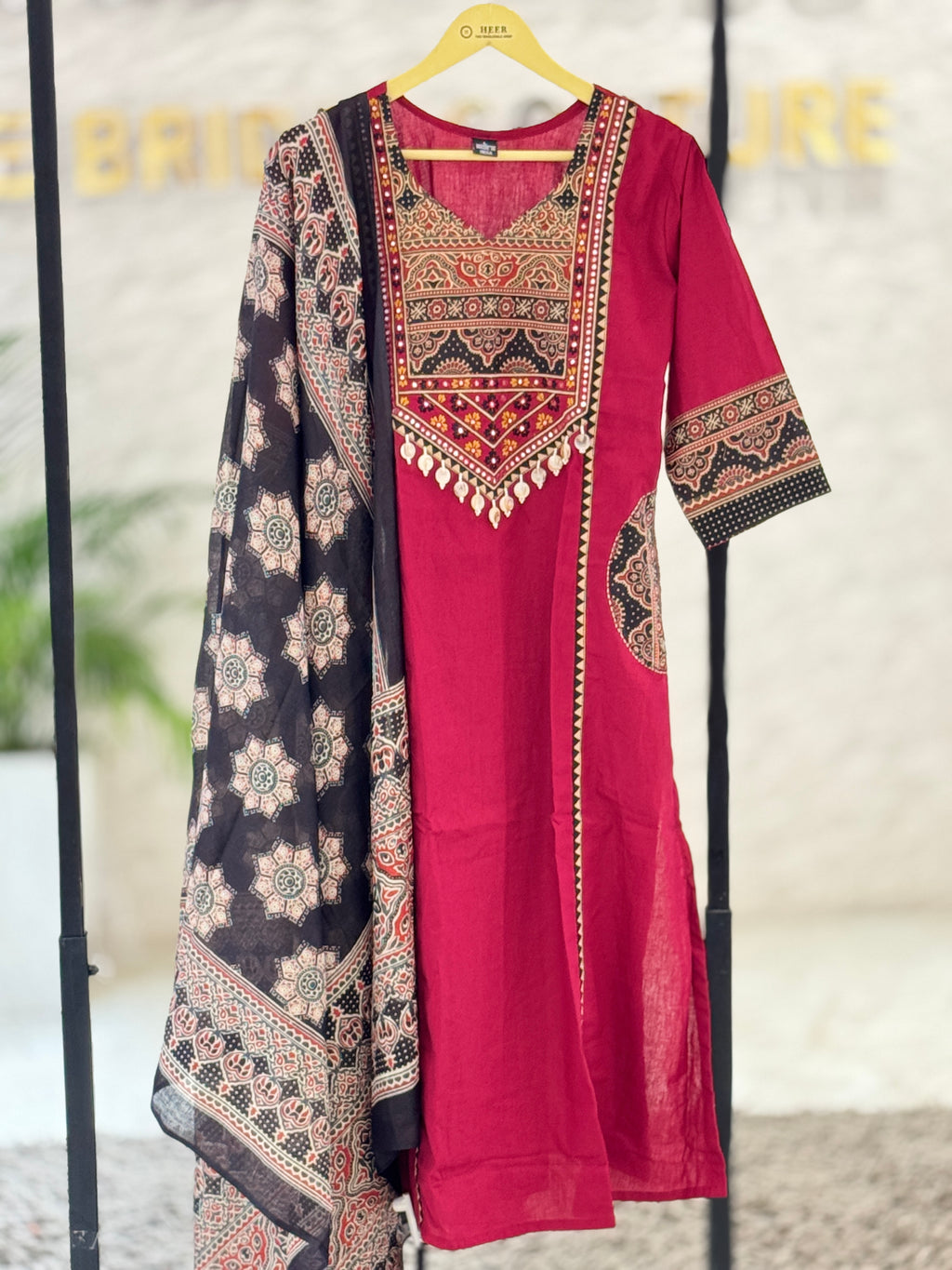 Q562844 Elegant Crimson Red Cotton Suit Set with Kalamkari Print Dupatta (M-XXL)