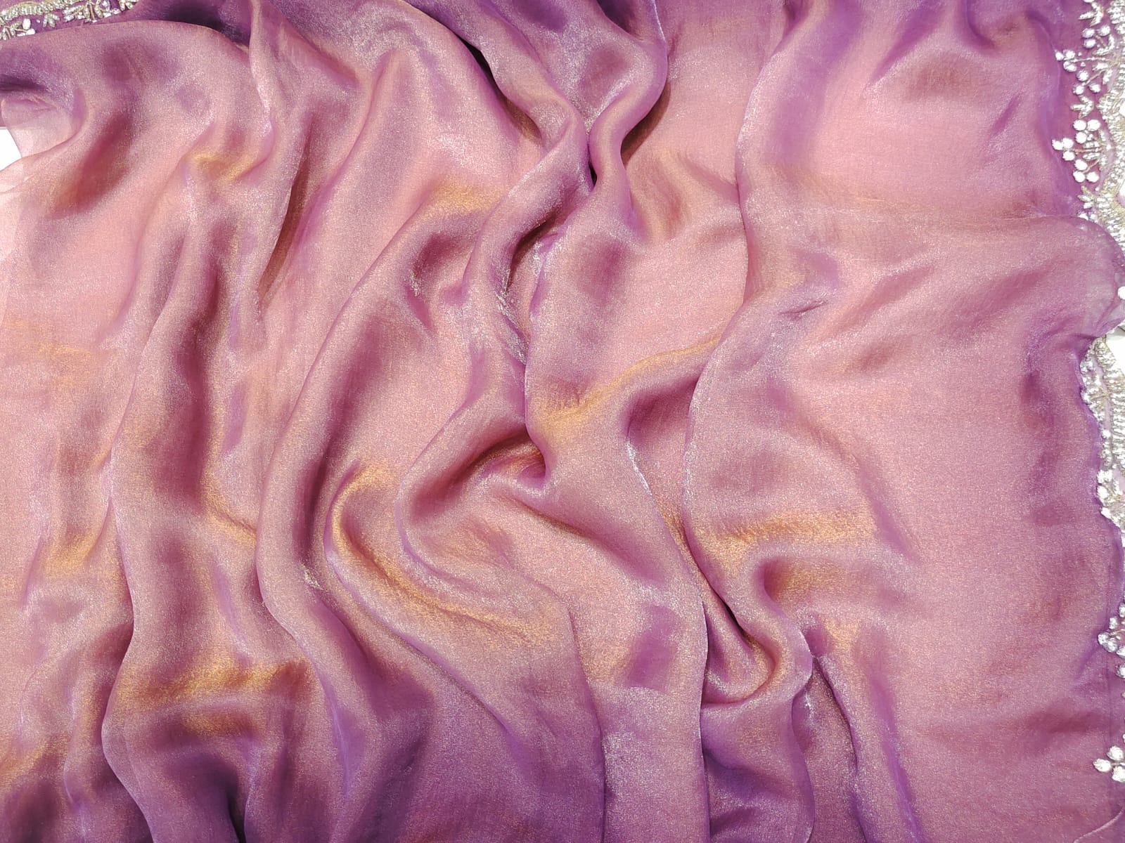 Q562693 Purple-Peach Dual Tone Saree
